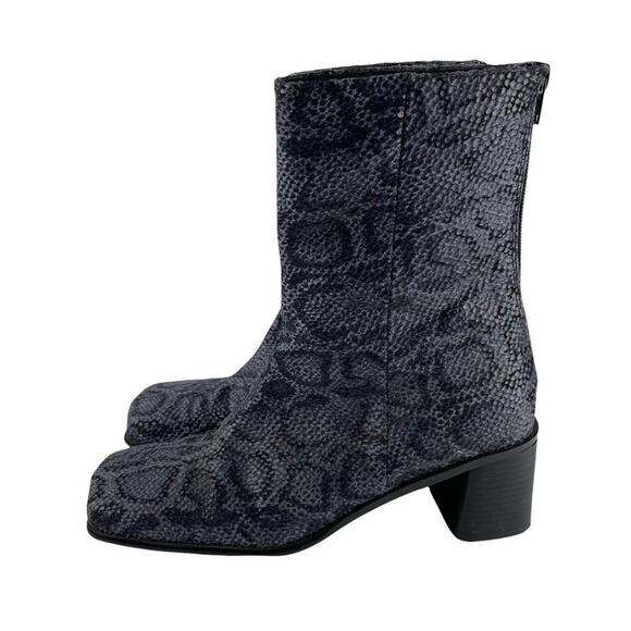 Vintage square toe chunky heel gray black snakeskin pattern fabric upper boot - Picture 2 of 7